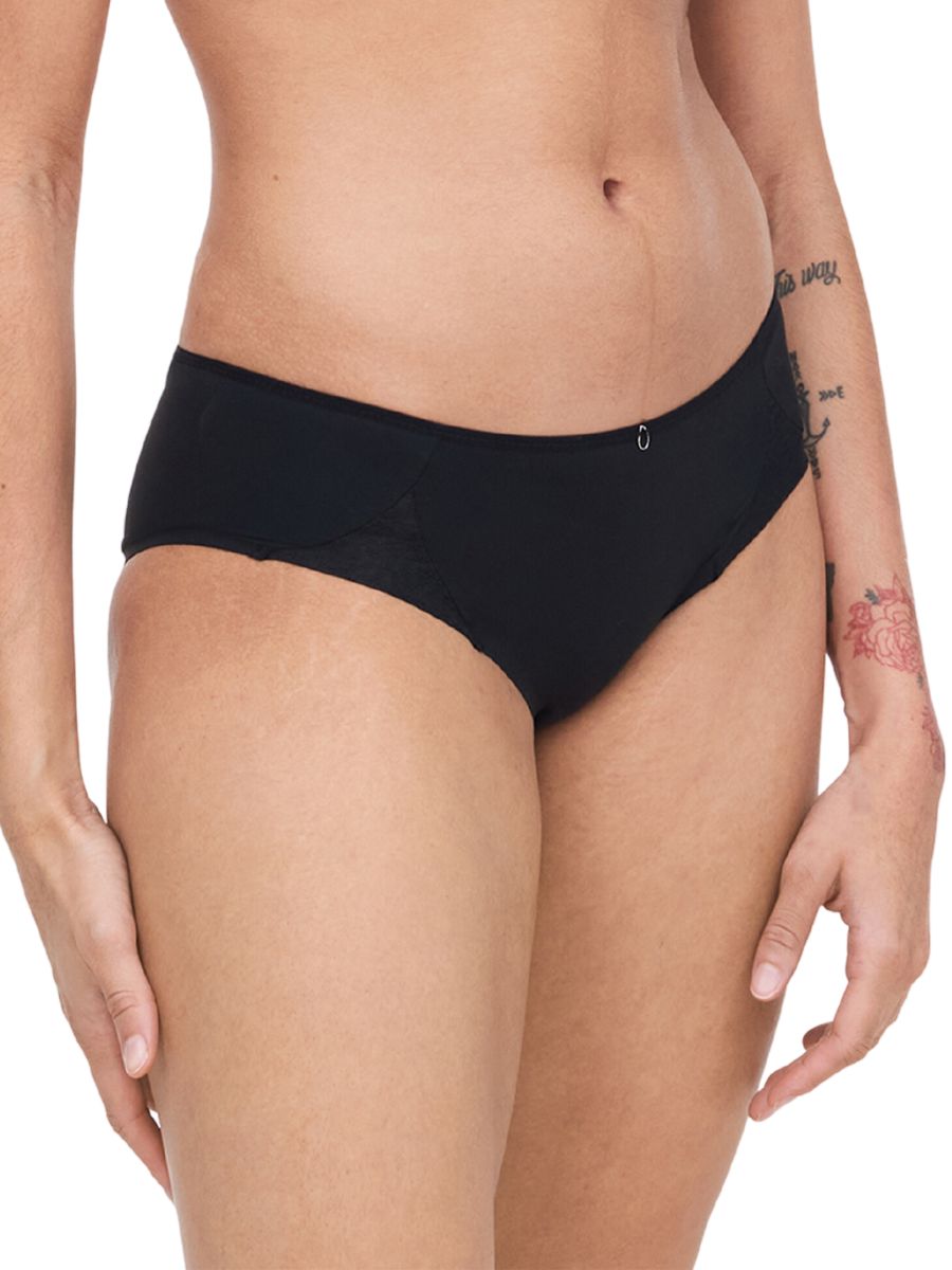 Easy Feel Cloudia Covering Shorty