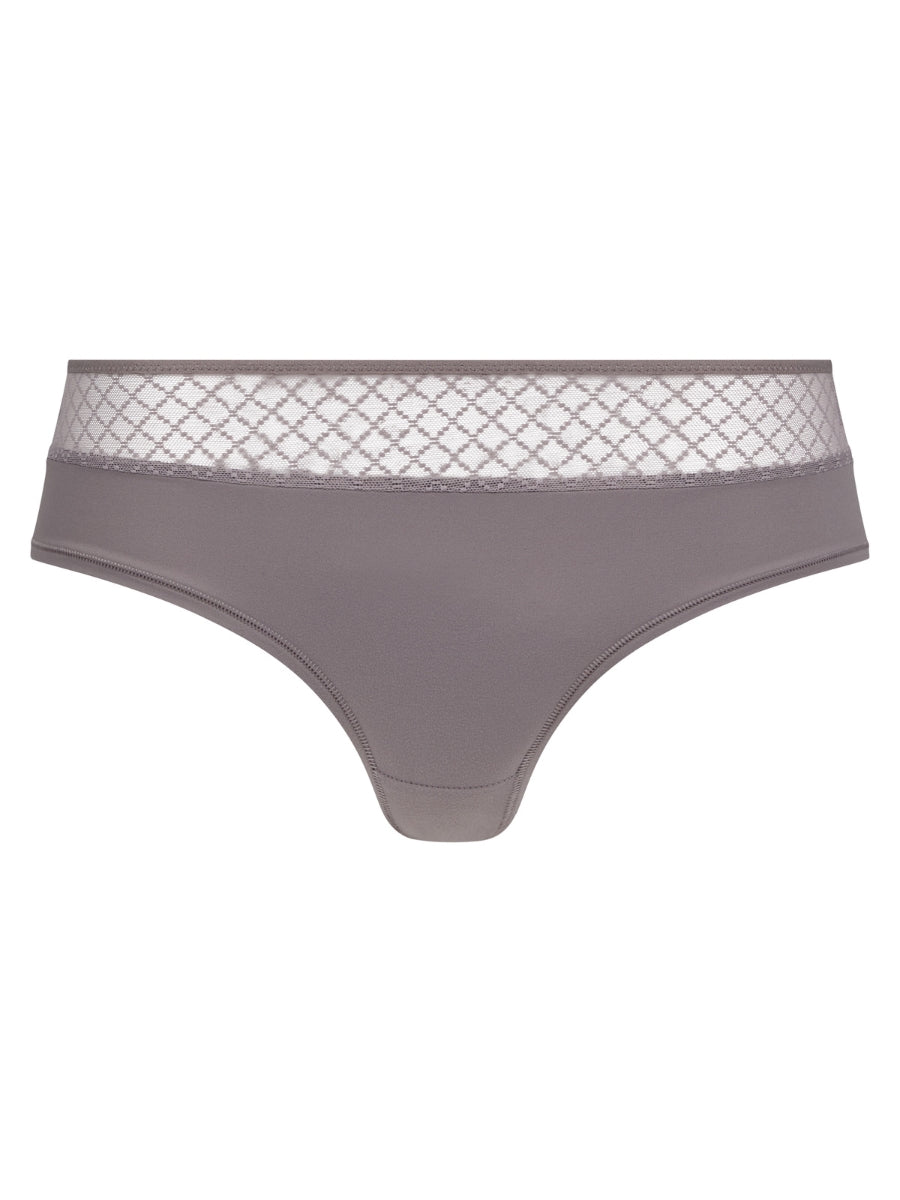 Norah Chic Covering Shorty