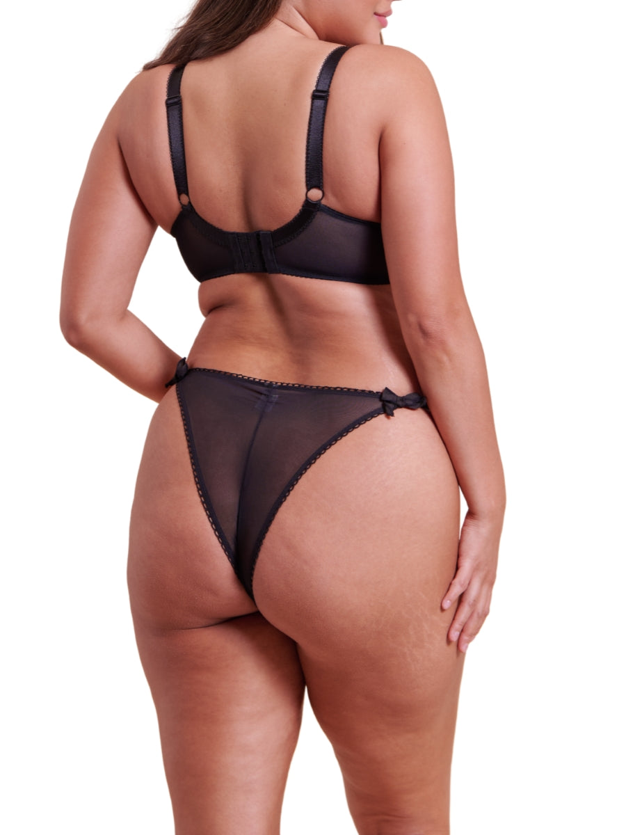 Flora Tanga