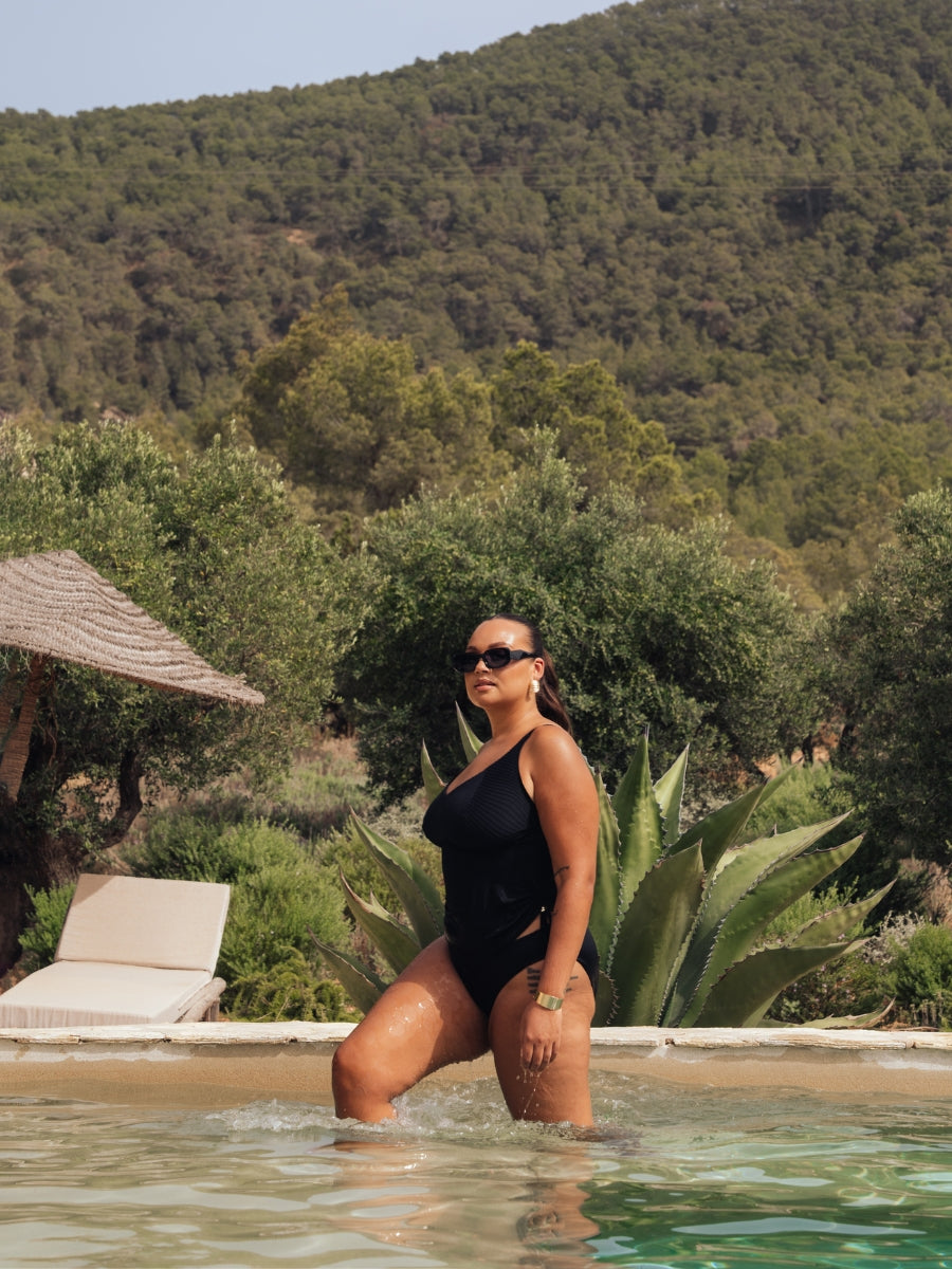 Jet Set Non-Wired Multiway Tankini Top - Black