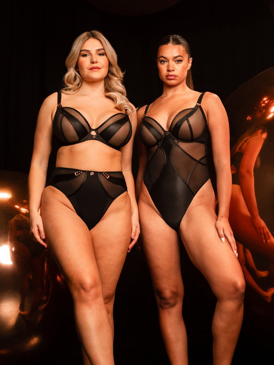 Suspense Plunge Bodysuit - Black
