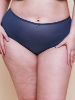 Victory Short