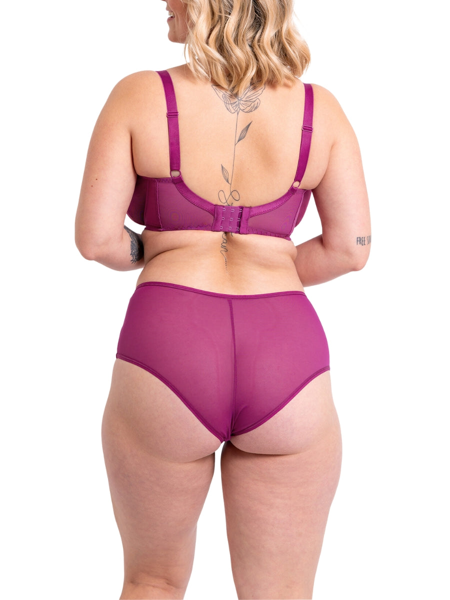 Victory Short
