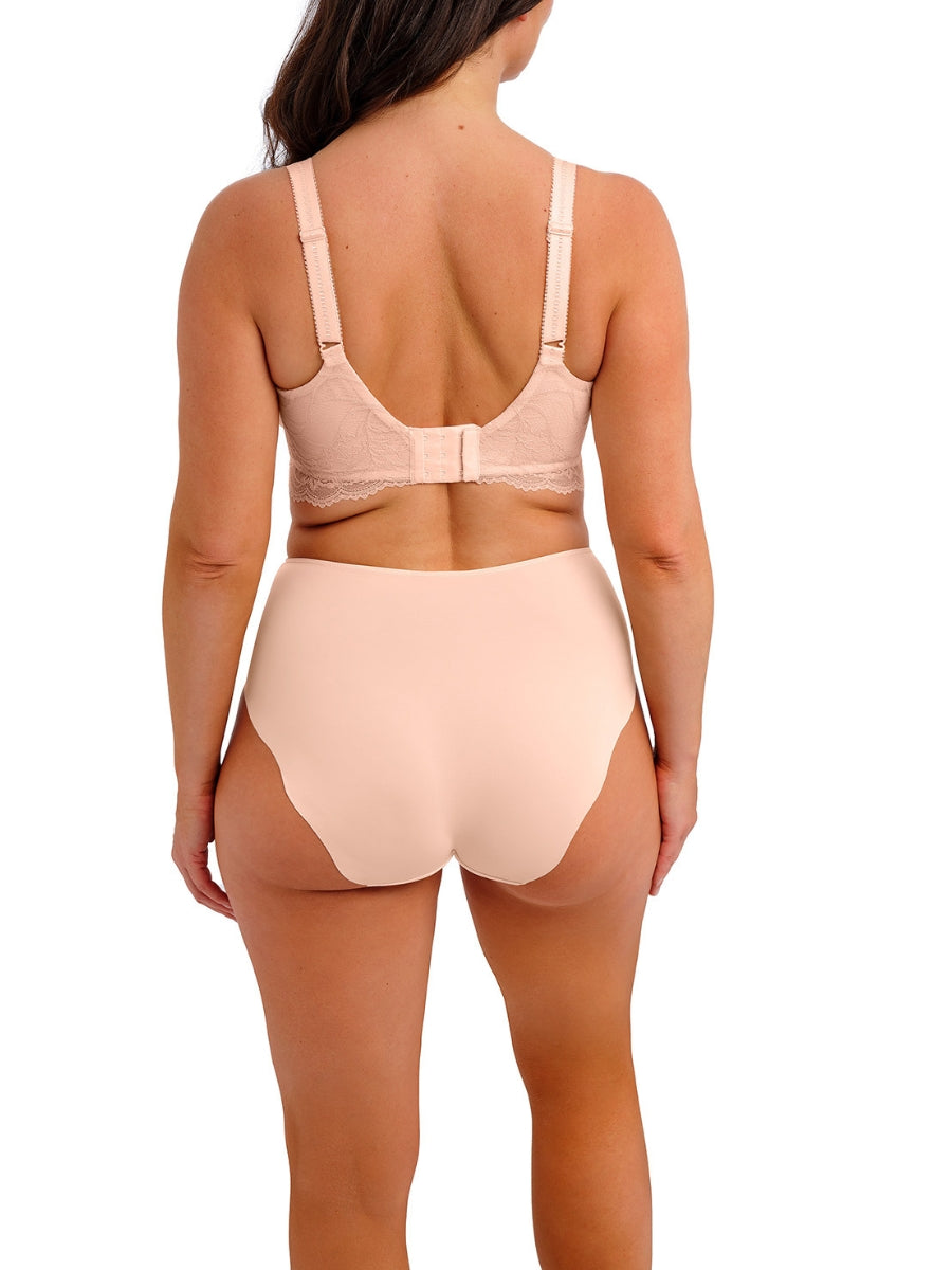Cesile Full Brief
