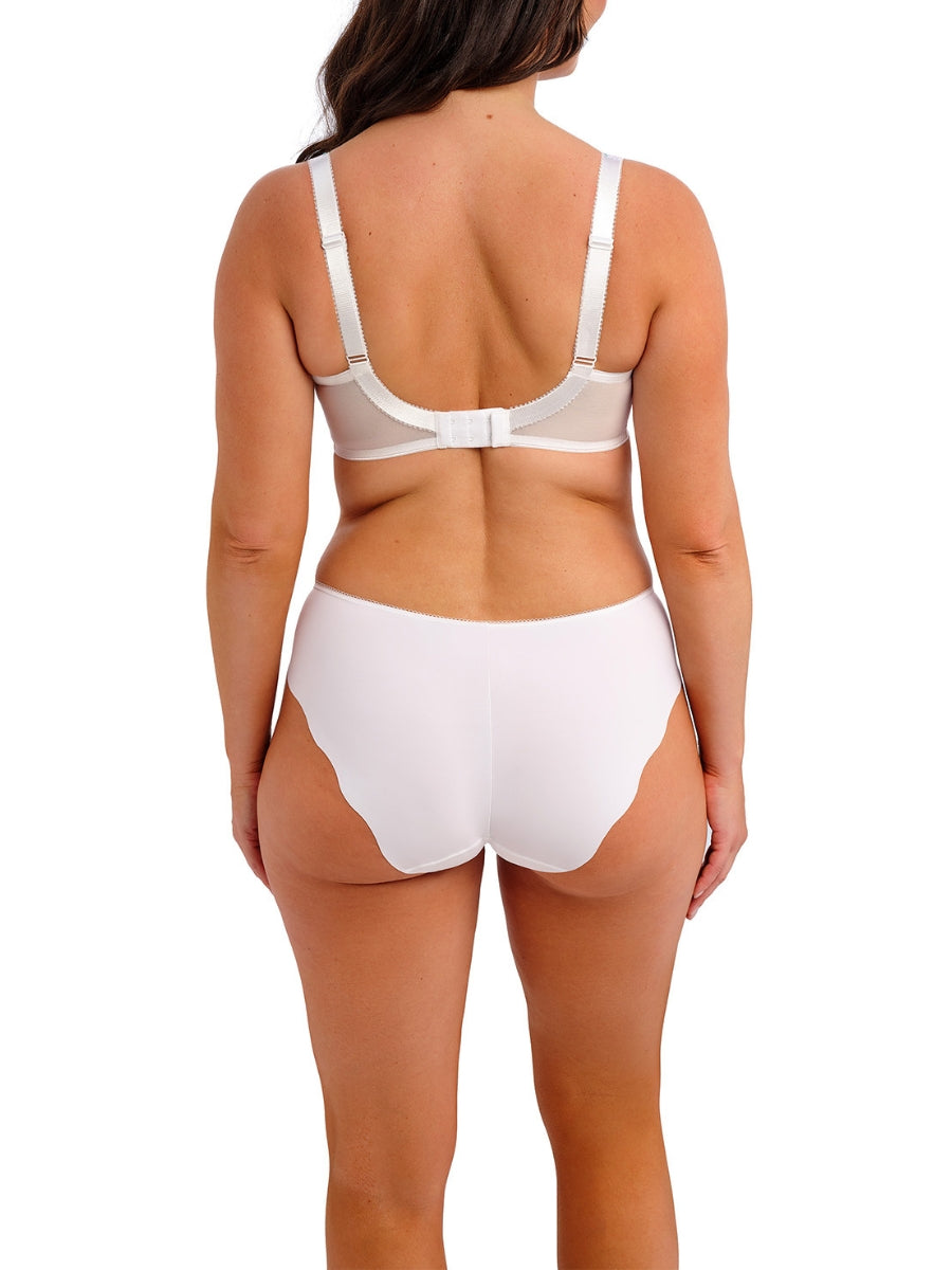 Lillia Brief