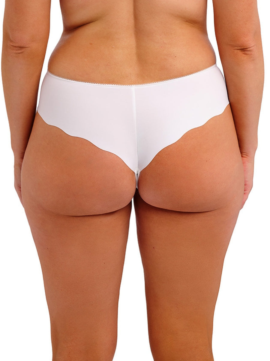 Lillia Thong