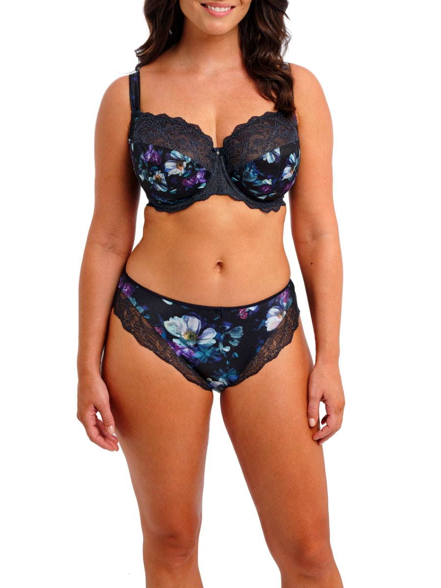Lucia Brief