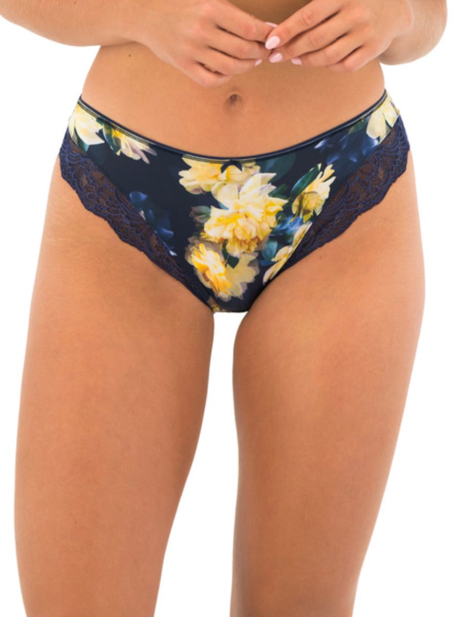 Lucia Brief