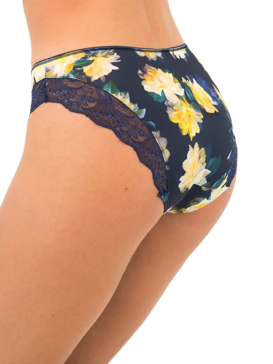 Lucia Brief