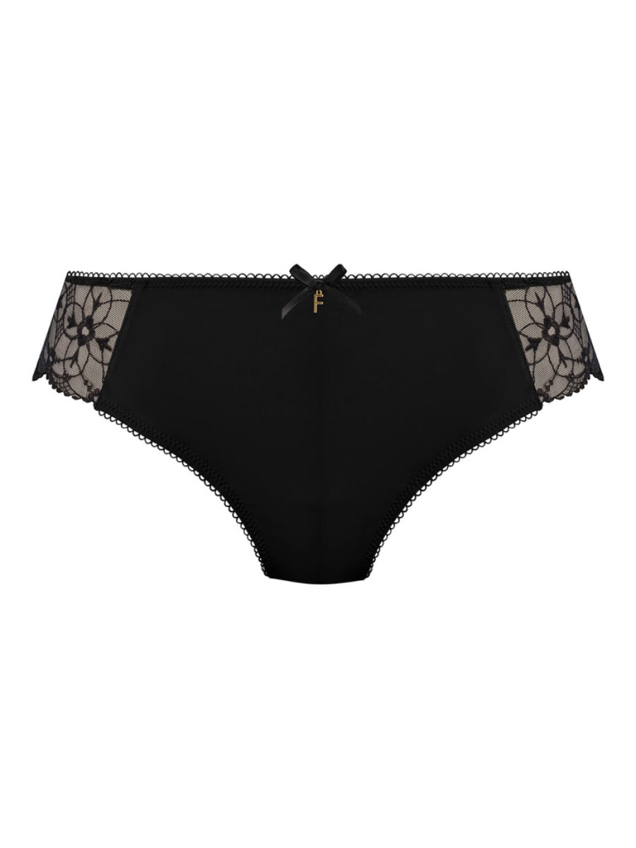Hallie Brief