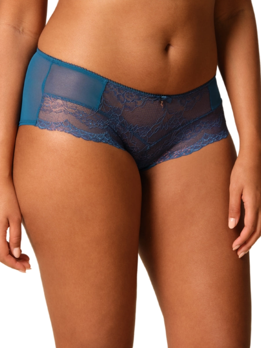 Superboost Lace Short