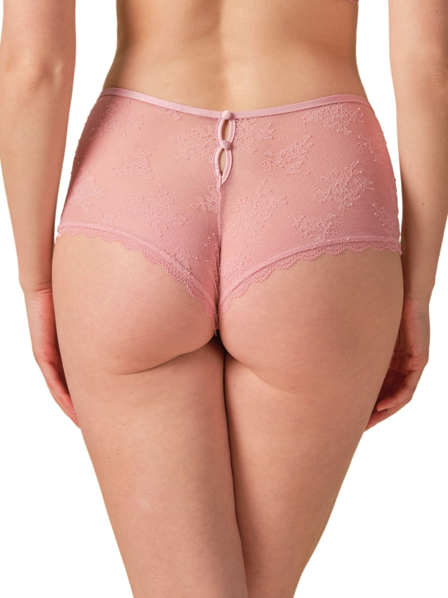 Vintage Romance Short