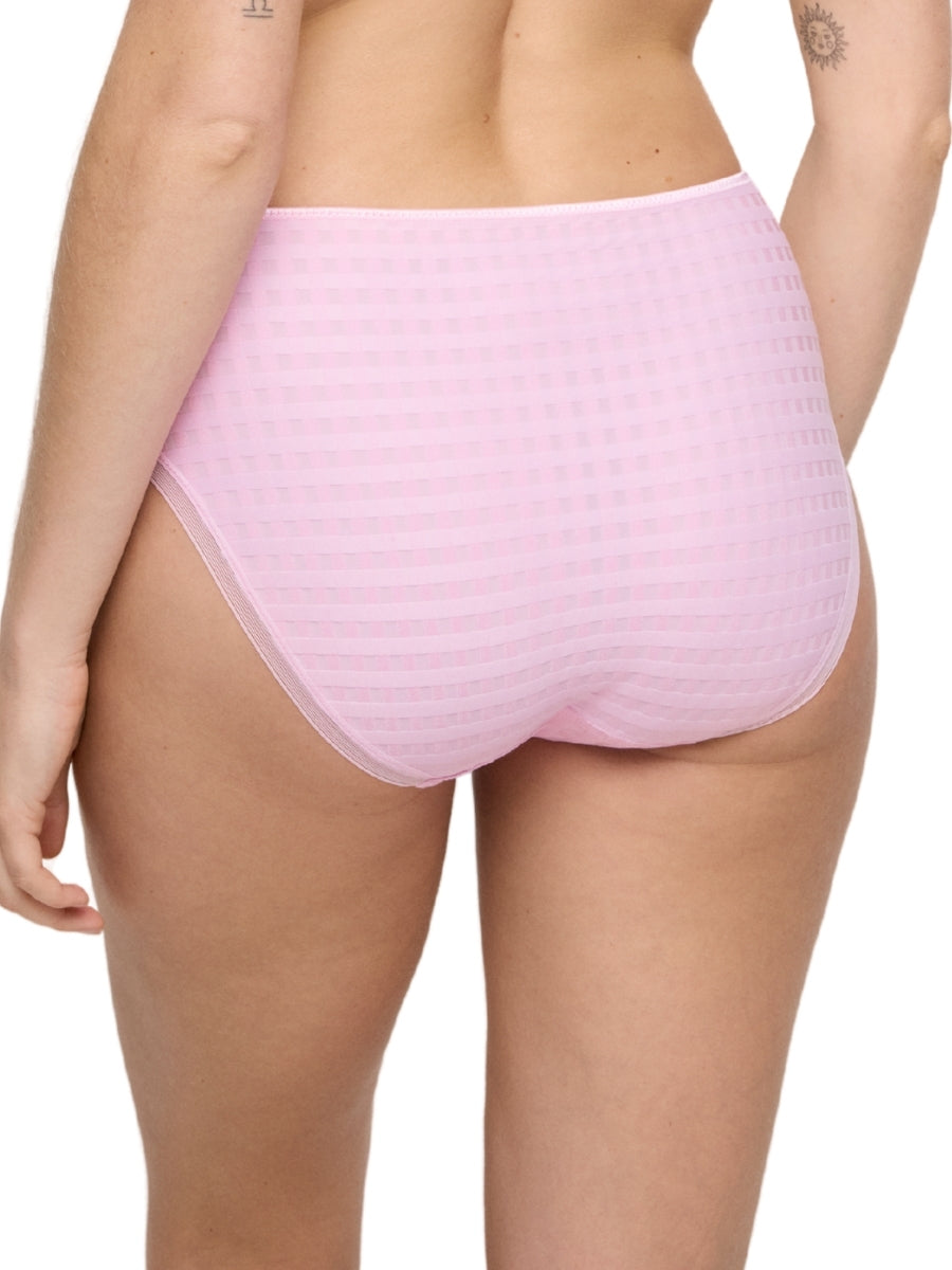 Avero Full Brief