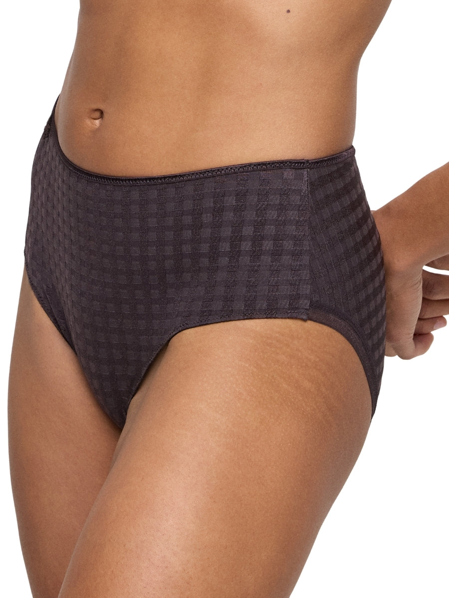 Avero Full Brief