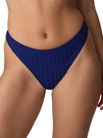Avero Thong