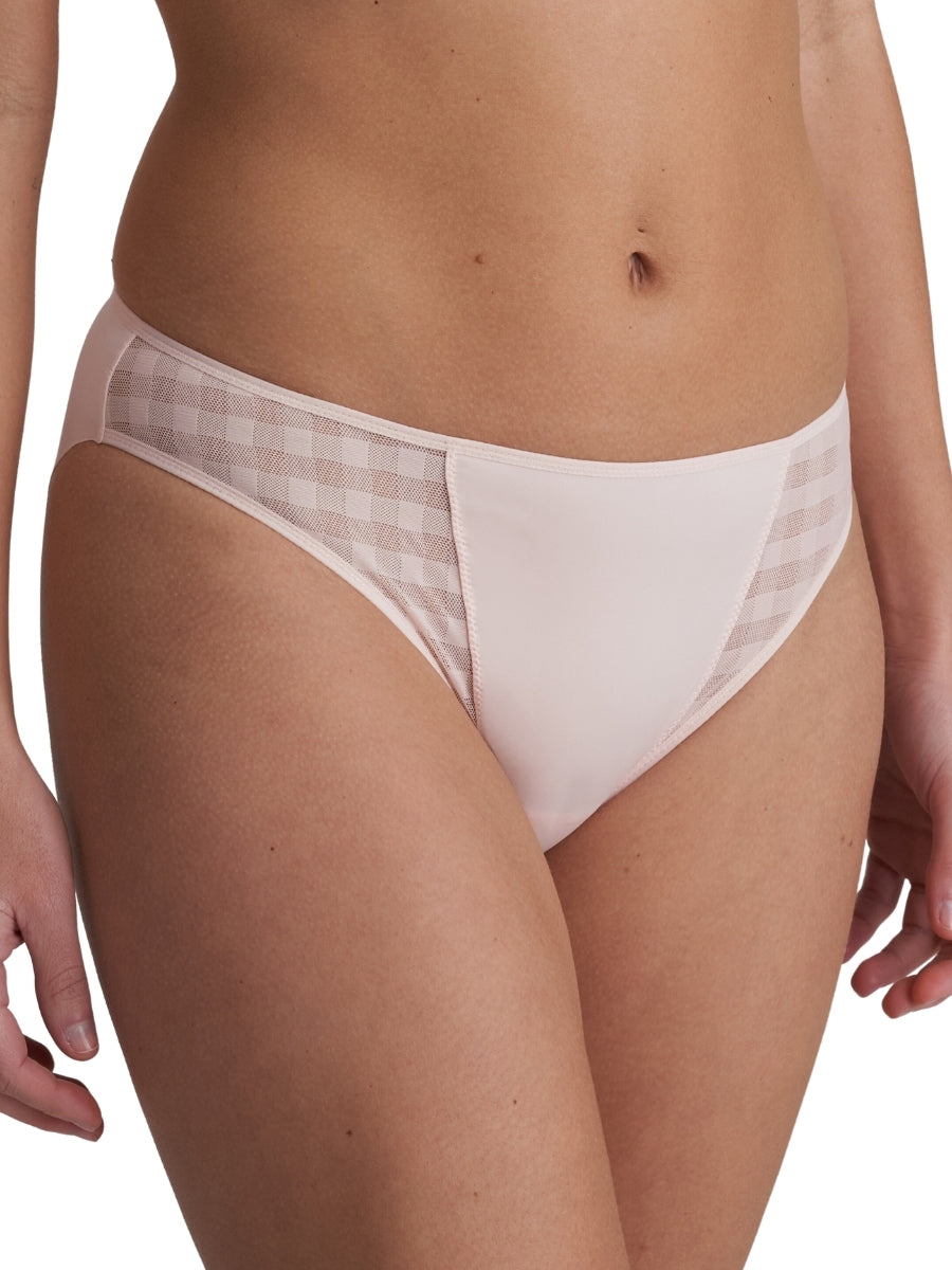 Jereme Rio Brief