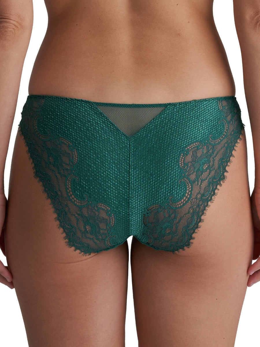 Junoo Rio Brief
