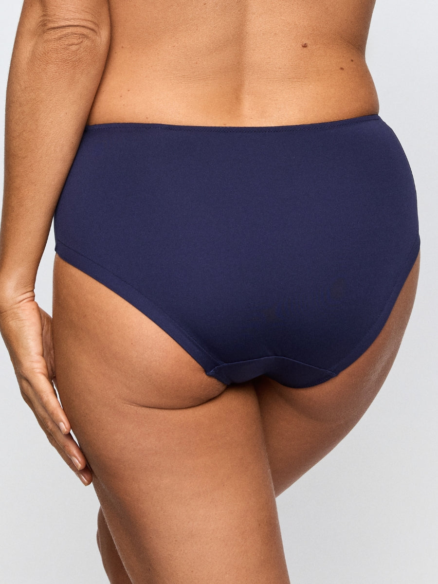 Linaa Full Brief