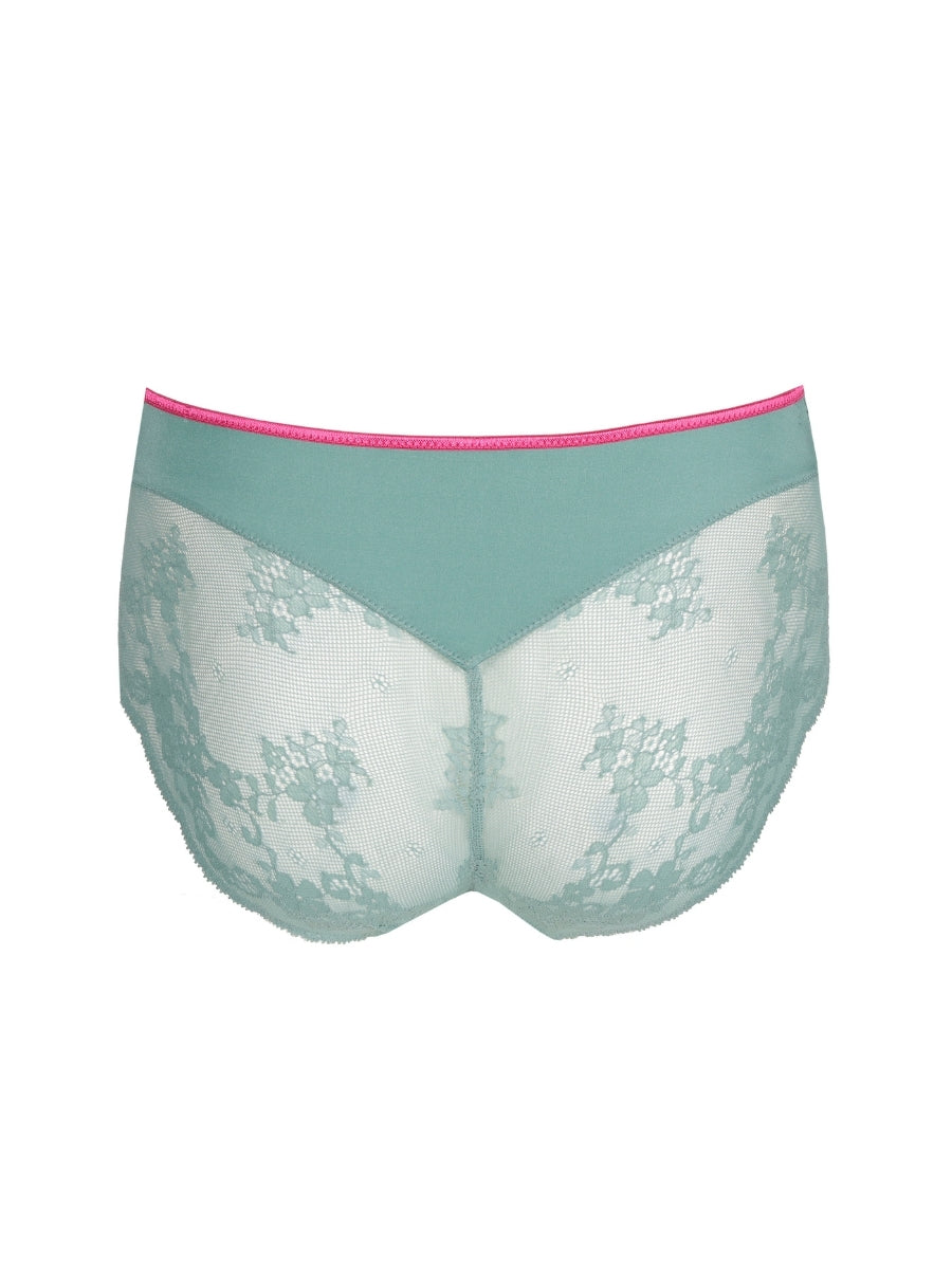 Lizelot Full Brief