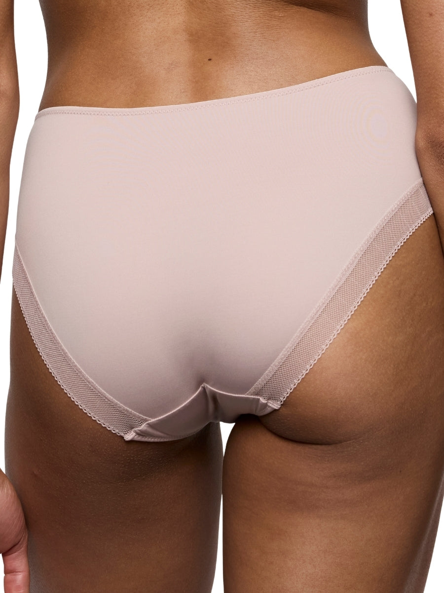 Milao Full Brief