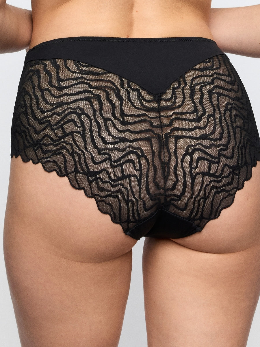 Nillo Full Brief