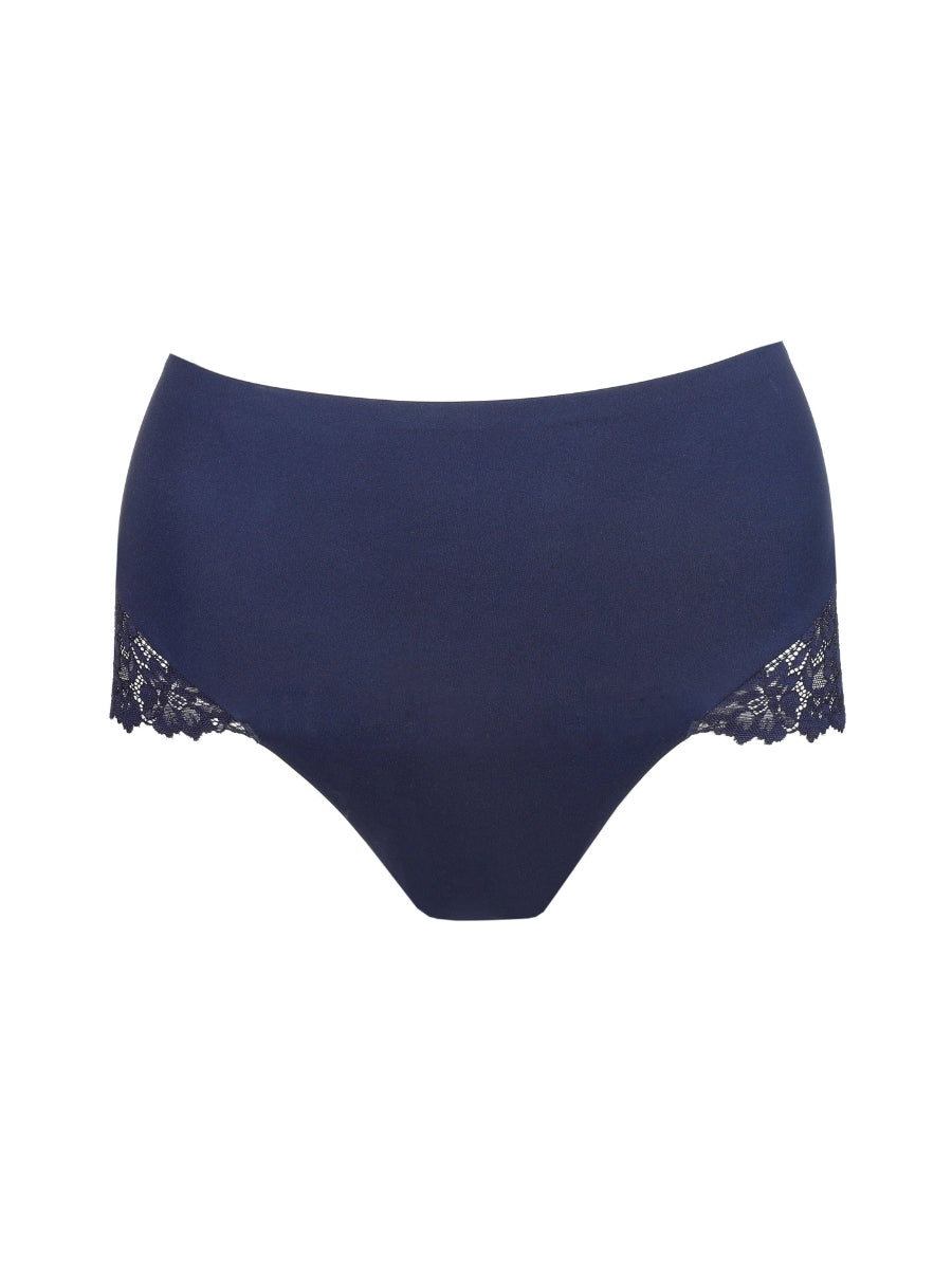 Soft Studio Smoothing Full Brief