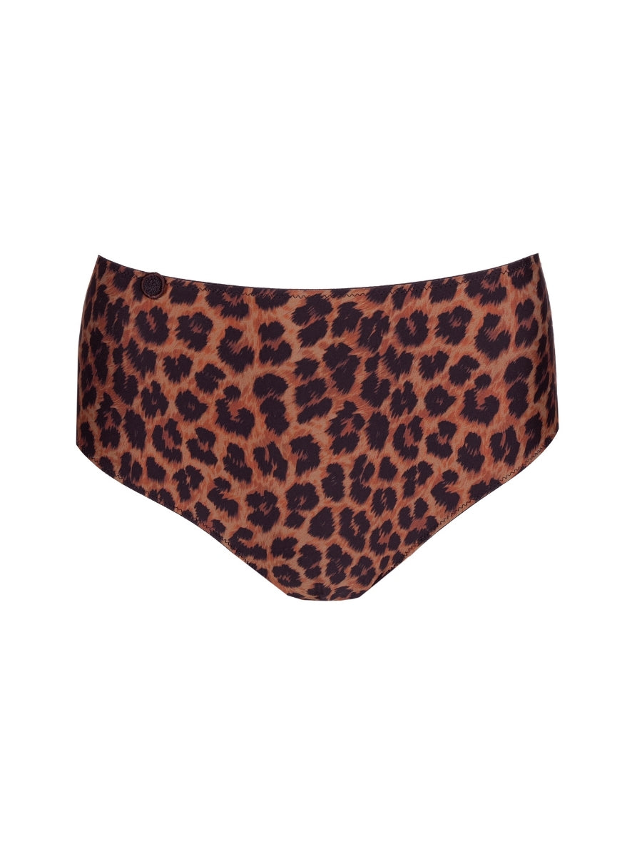 Tom Full Brief