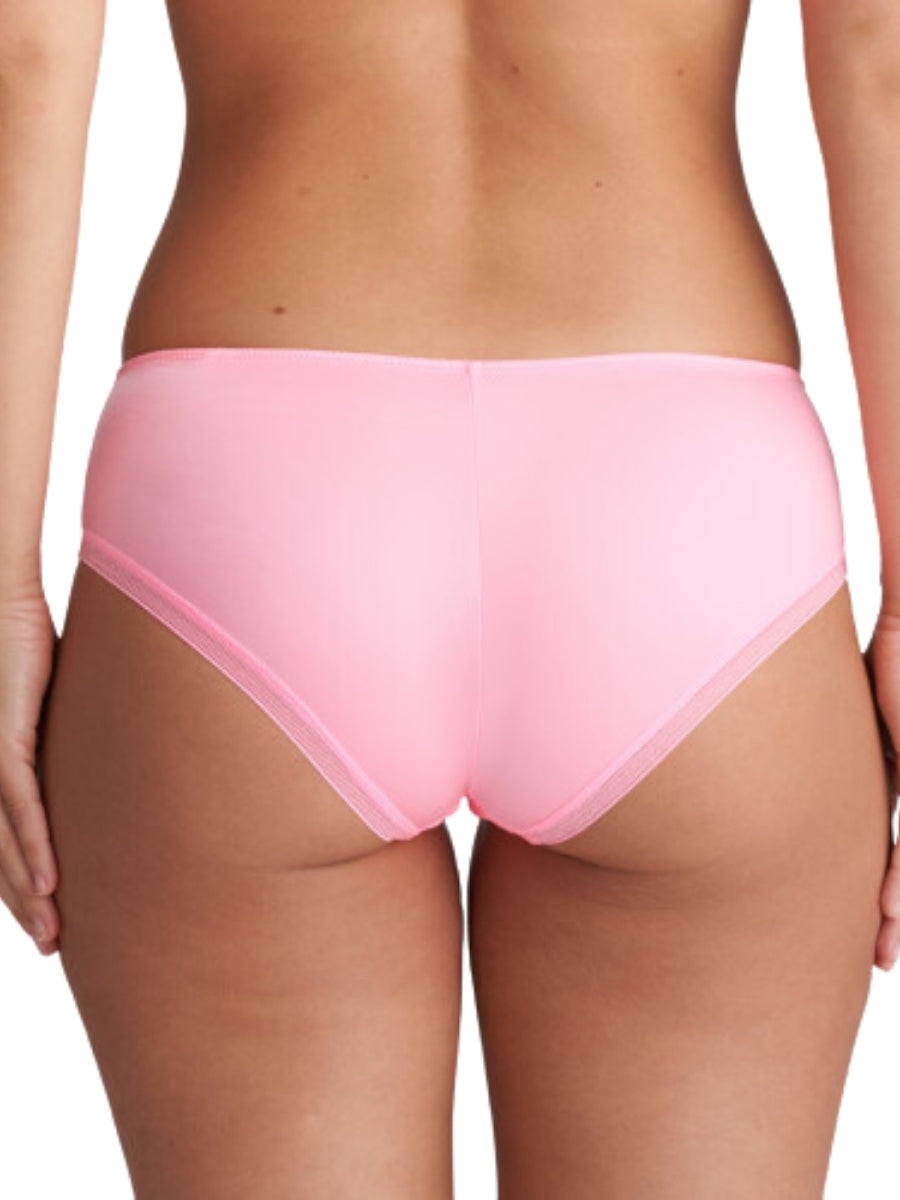Tom Hotpant