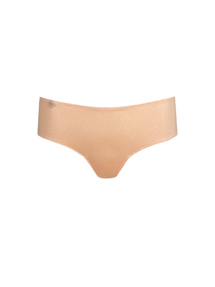 Tom Hotpant