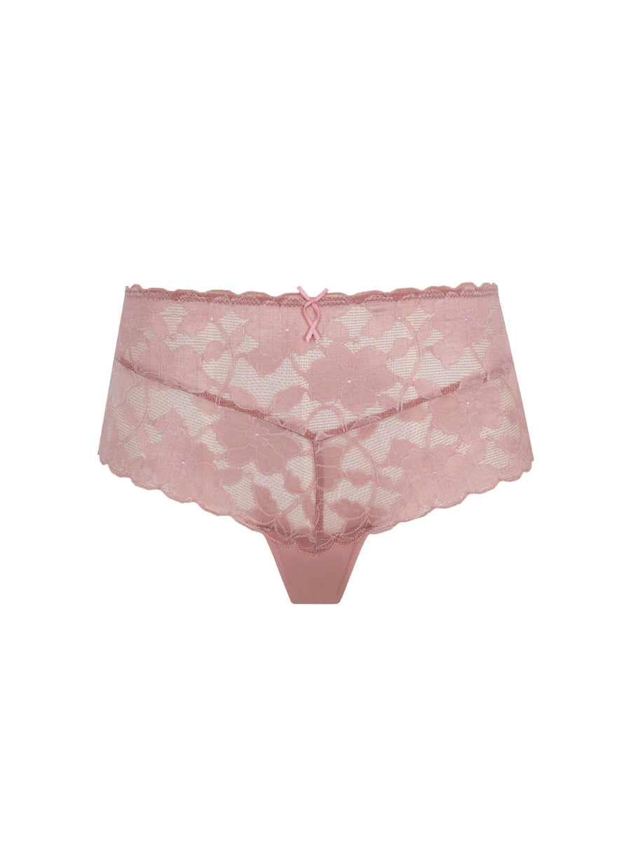 Amour Deep Brief