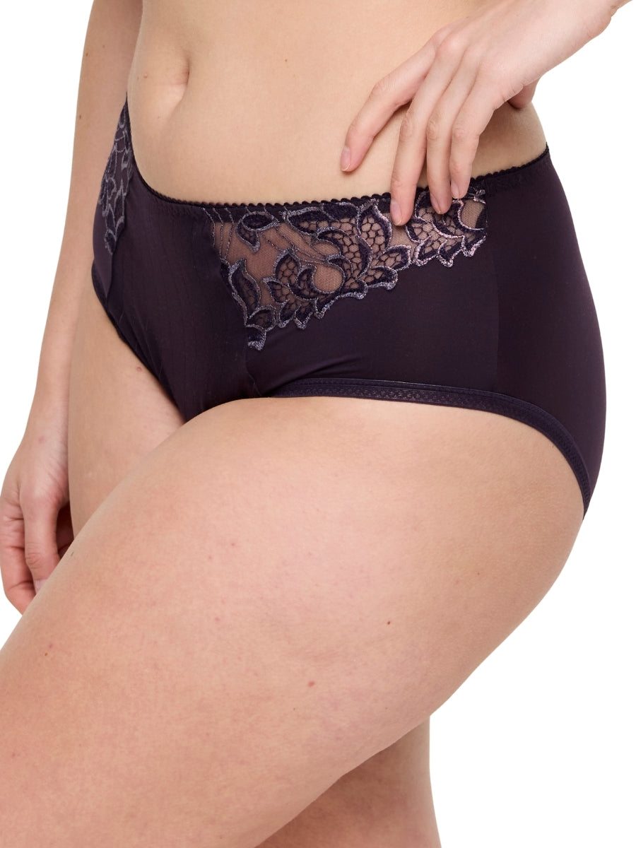 Deauville Full Brief