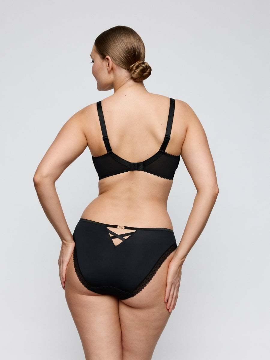Jokko Rio Brief
