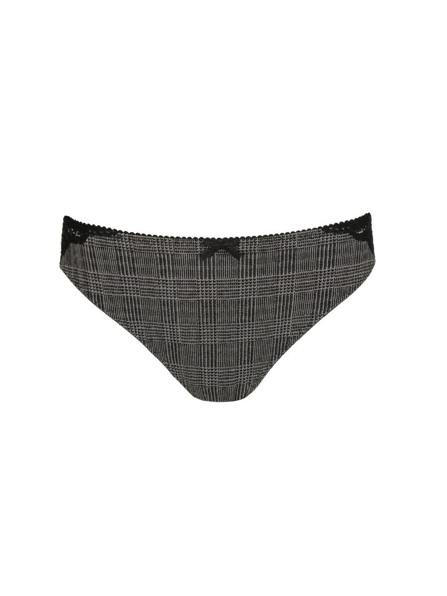 Madison Rio Brief