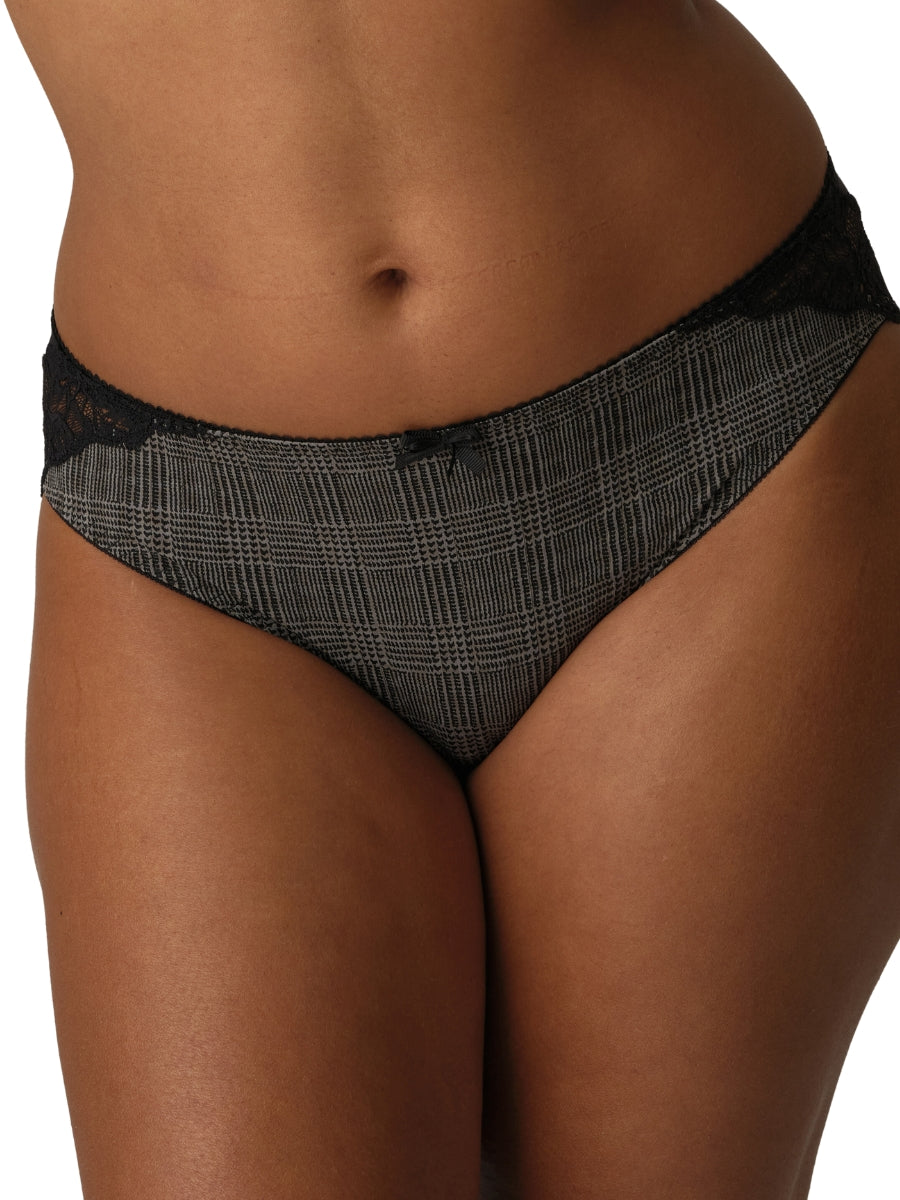 Madison Rio Brief