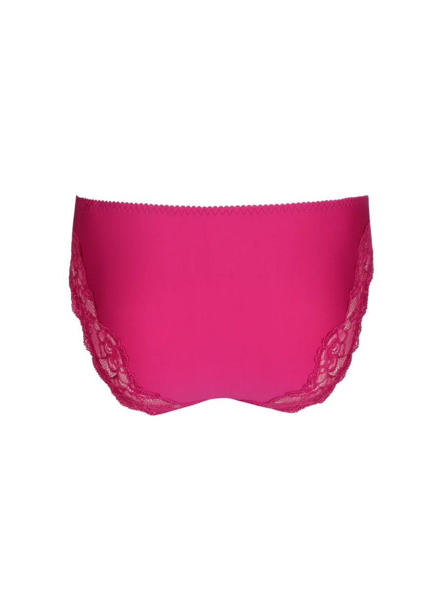 Madison Rio Brief