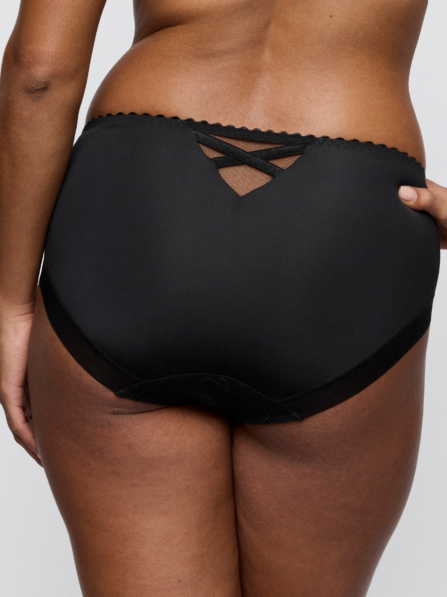 Solisse Full Brief