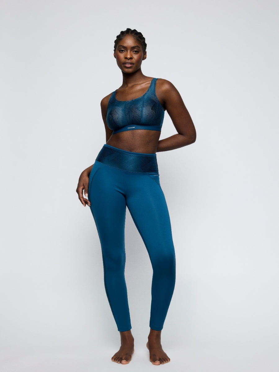 The Game Wireless Racerback Sports Bra - Deep Blue Sea