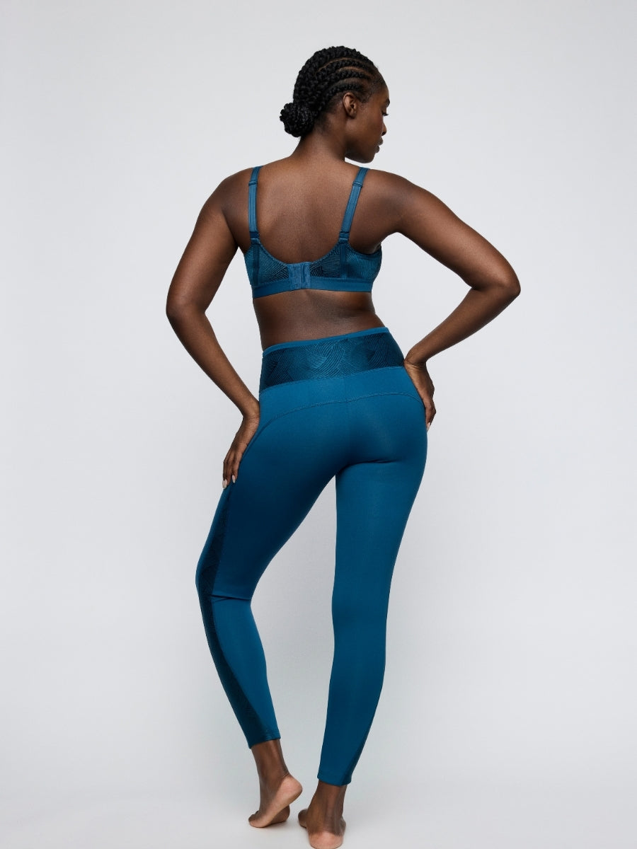 The Game Wireless Racerback Sports Bra - Deep Blue Sea