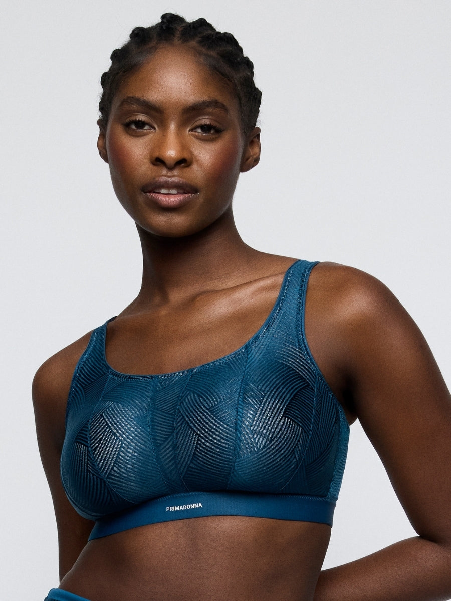The Game Wireless Racerback Sports Bra - Deep Blue Sea