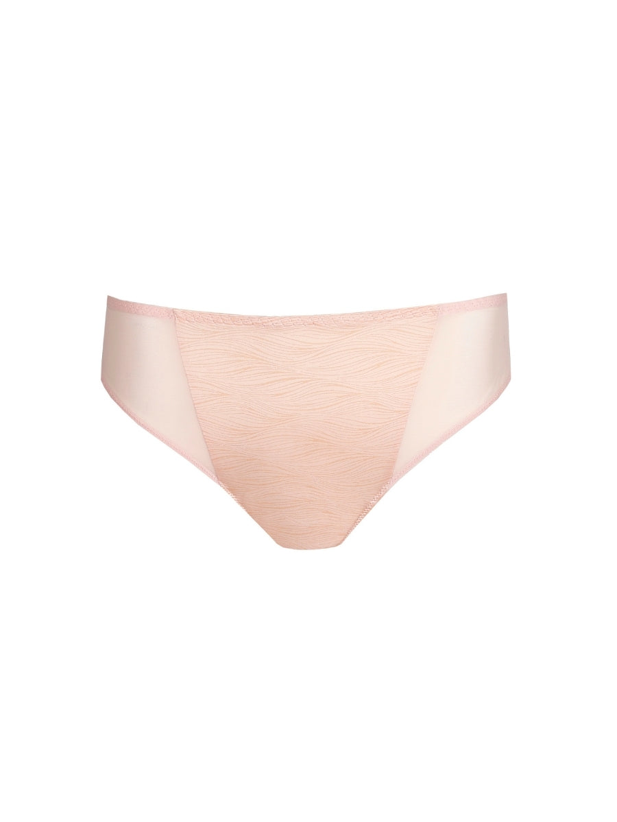 Briana Rio Brief