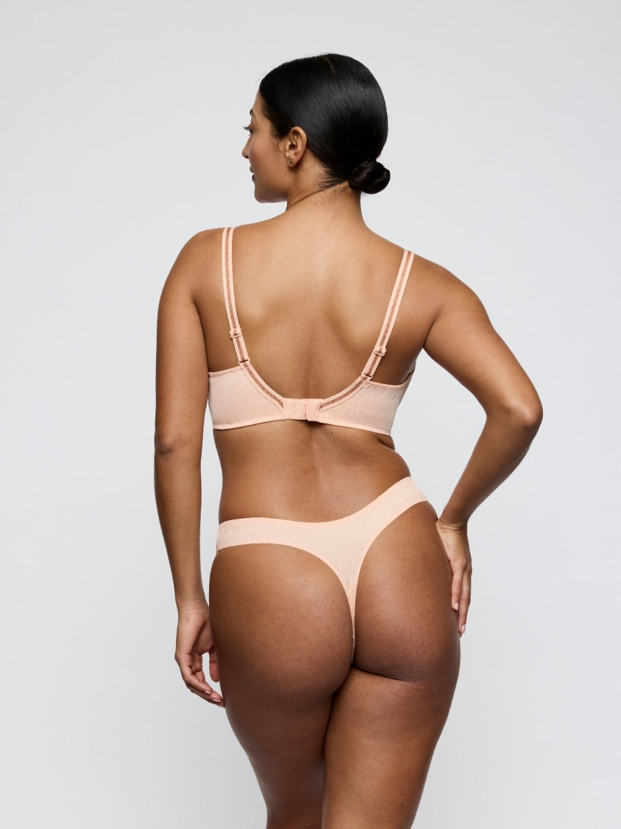 Dalli Thong