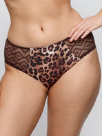 Giganni Full Brief
