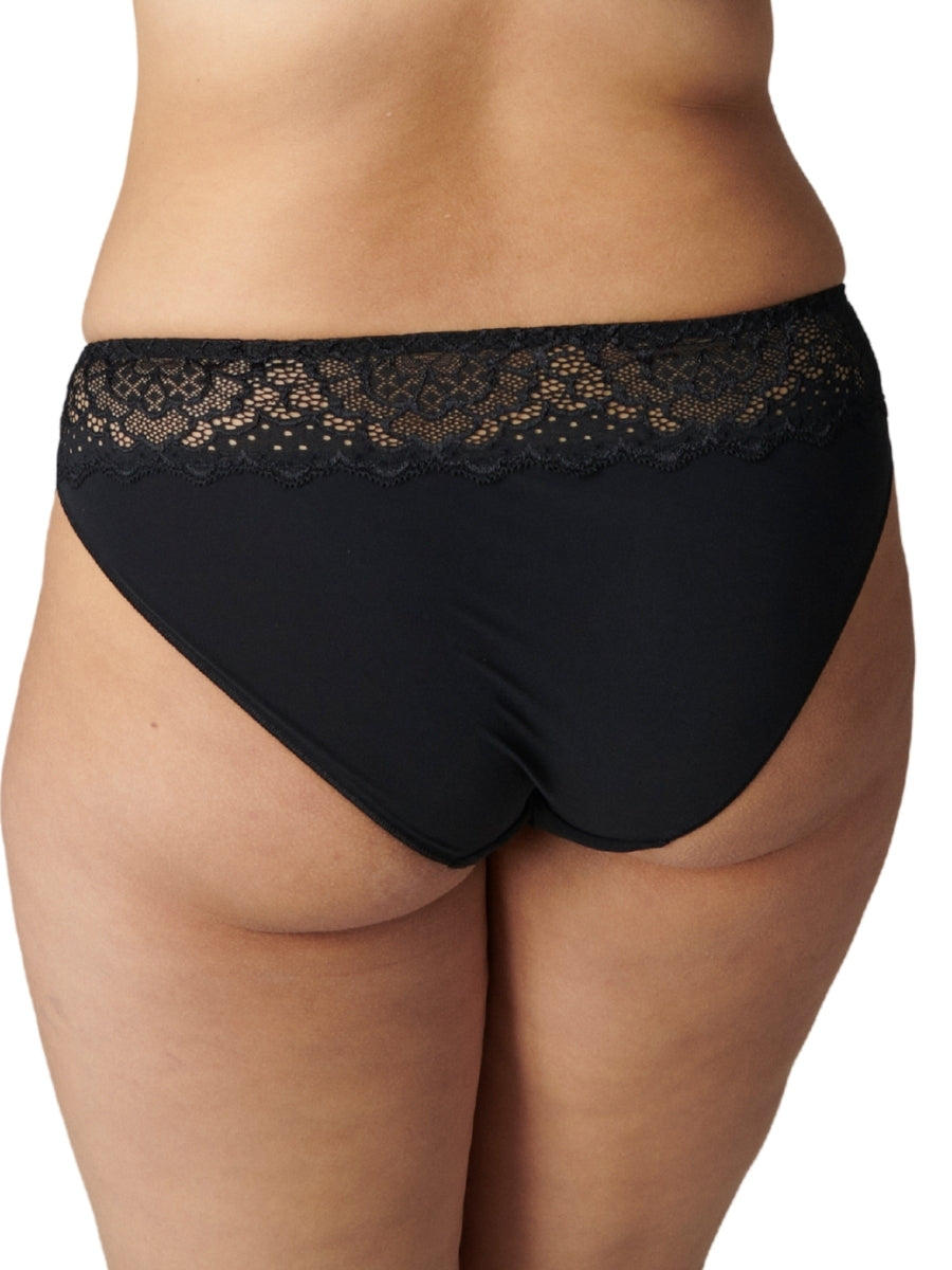 Caresse Brief