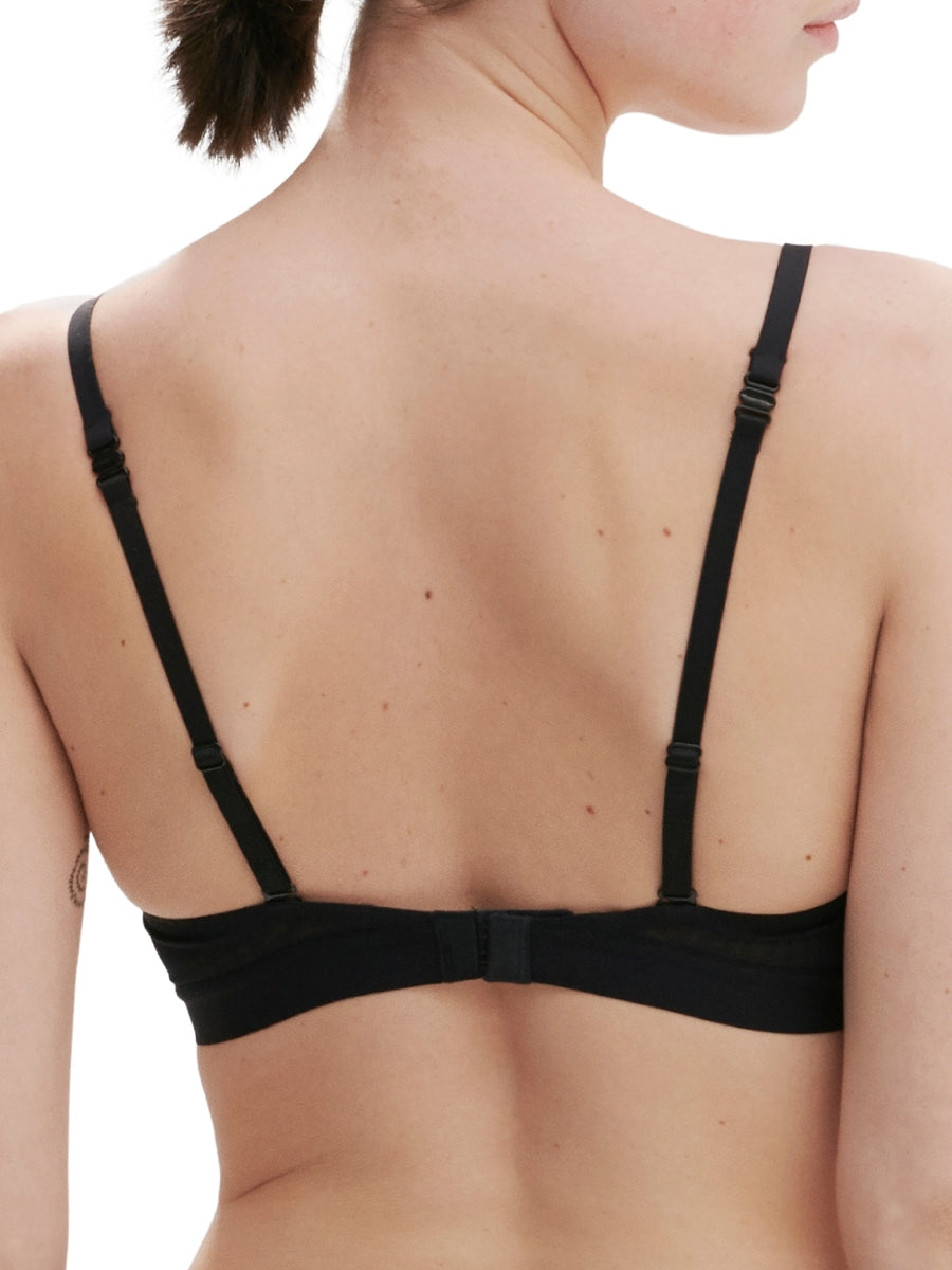 Essentiel Wireless Padded Plunge Bra - Black