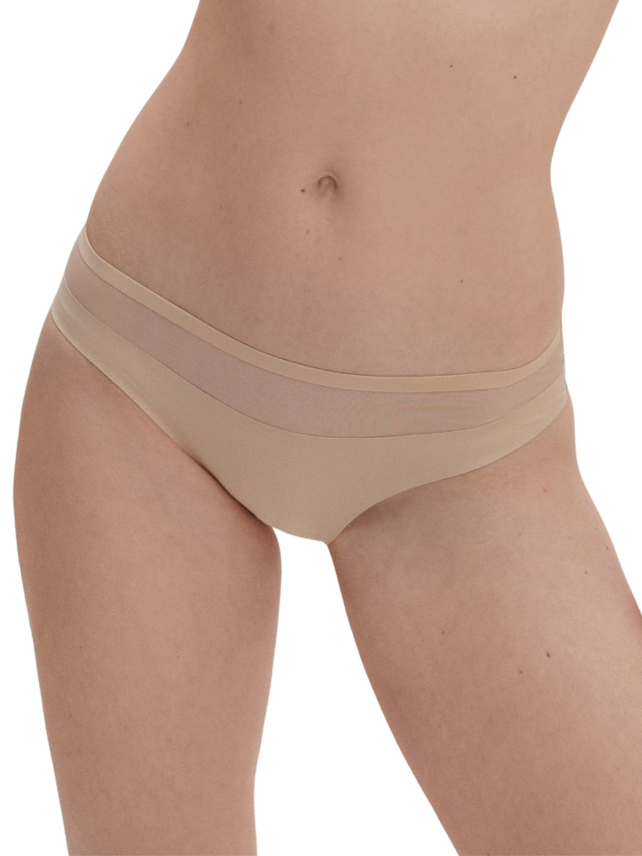 Essentiel Brief