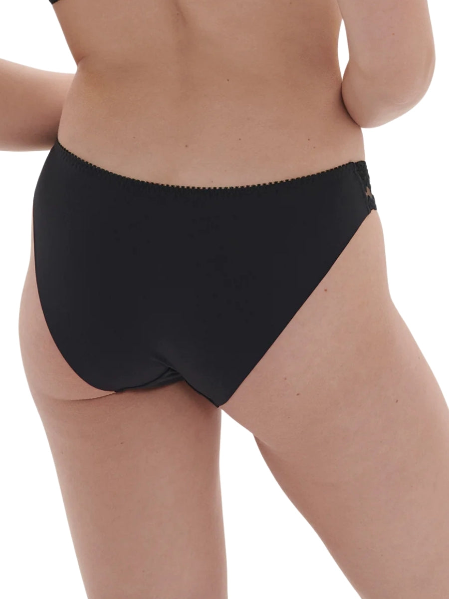 Intrigue Brief