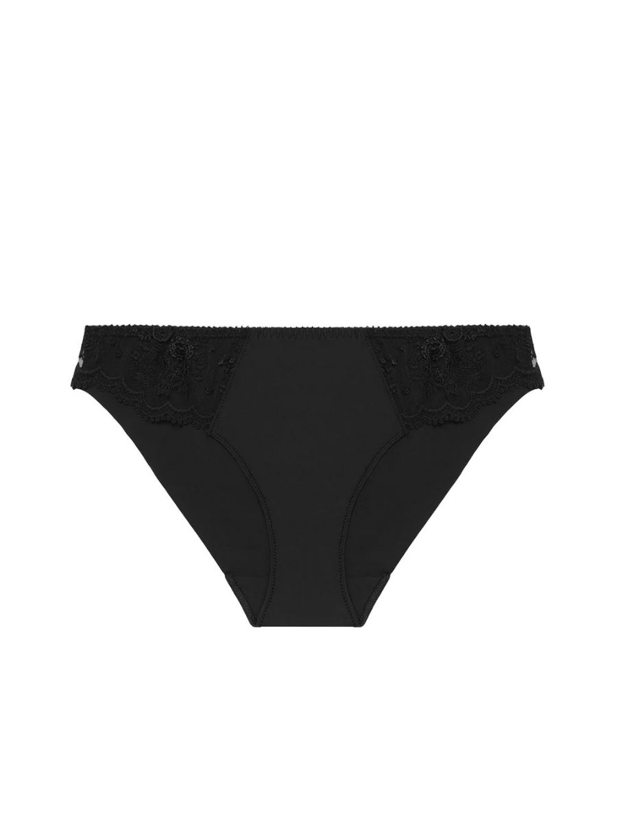 Intrigue Brief