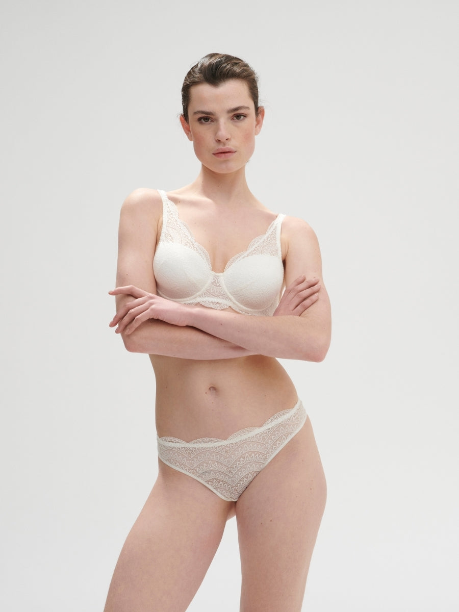 Karma 3D Moulded Padded Bra - Natural