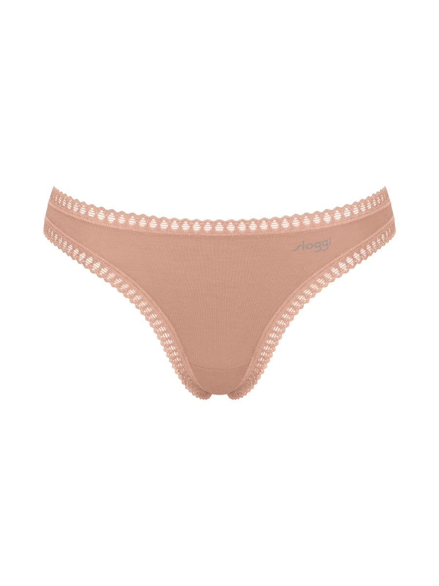 Cameo Brown