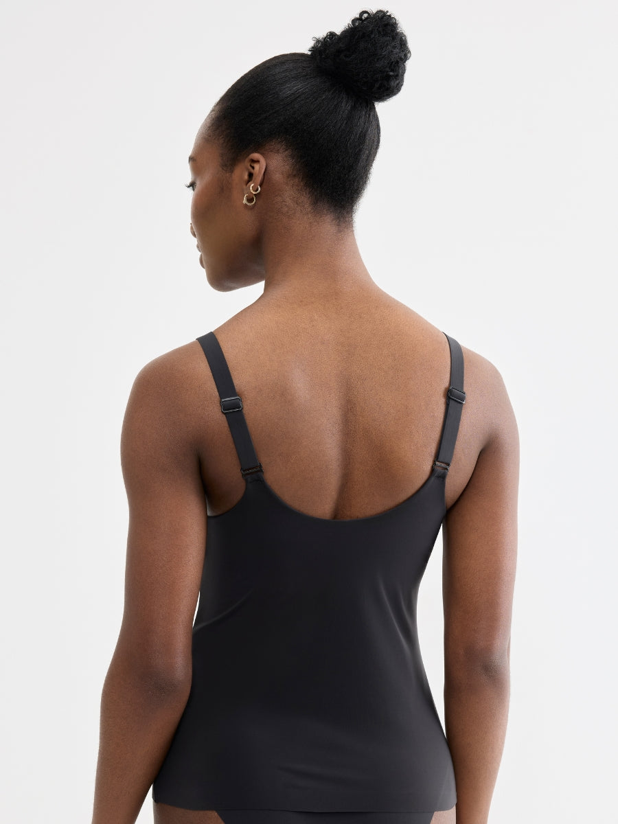ZERO Feel 2.0 Built In Bra Cami Top - Black